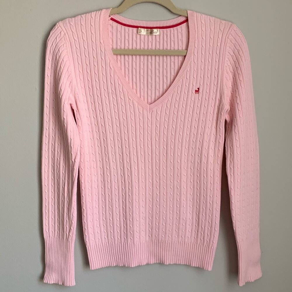 Old Navy V-neck Sweater Size M